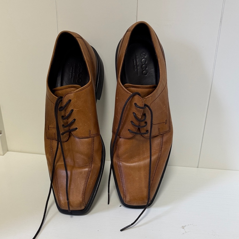 Ecco Men's Tan Leather Oxfords